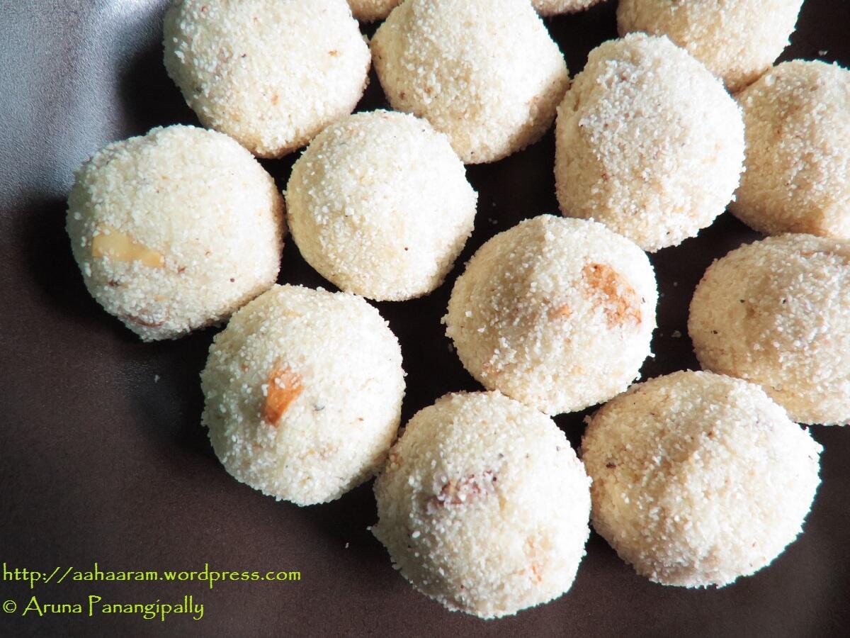 Rava Laddu without Milk or Coconut for Diwali
