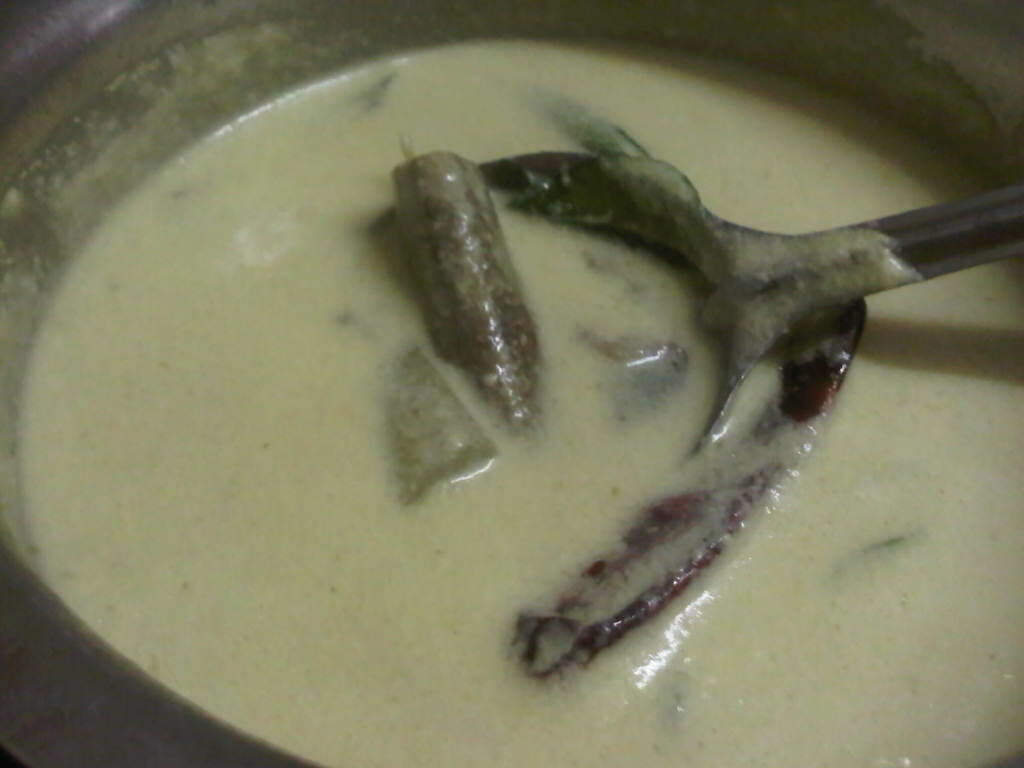 Majjiga Pulusu/Moz Khozumbu/Kadhi/Andhra Buttermilk Stew