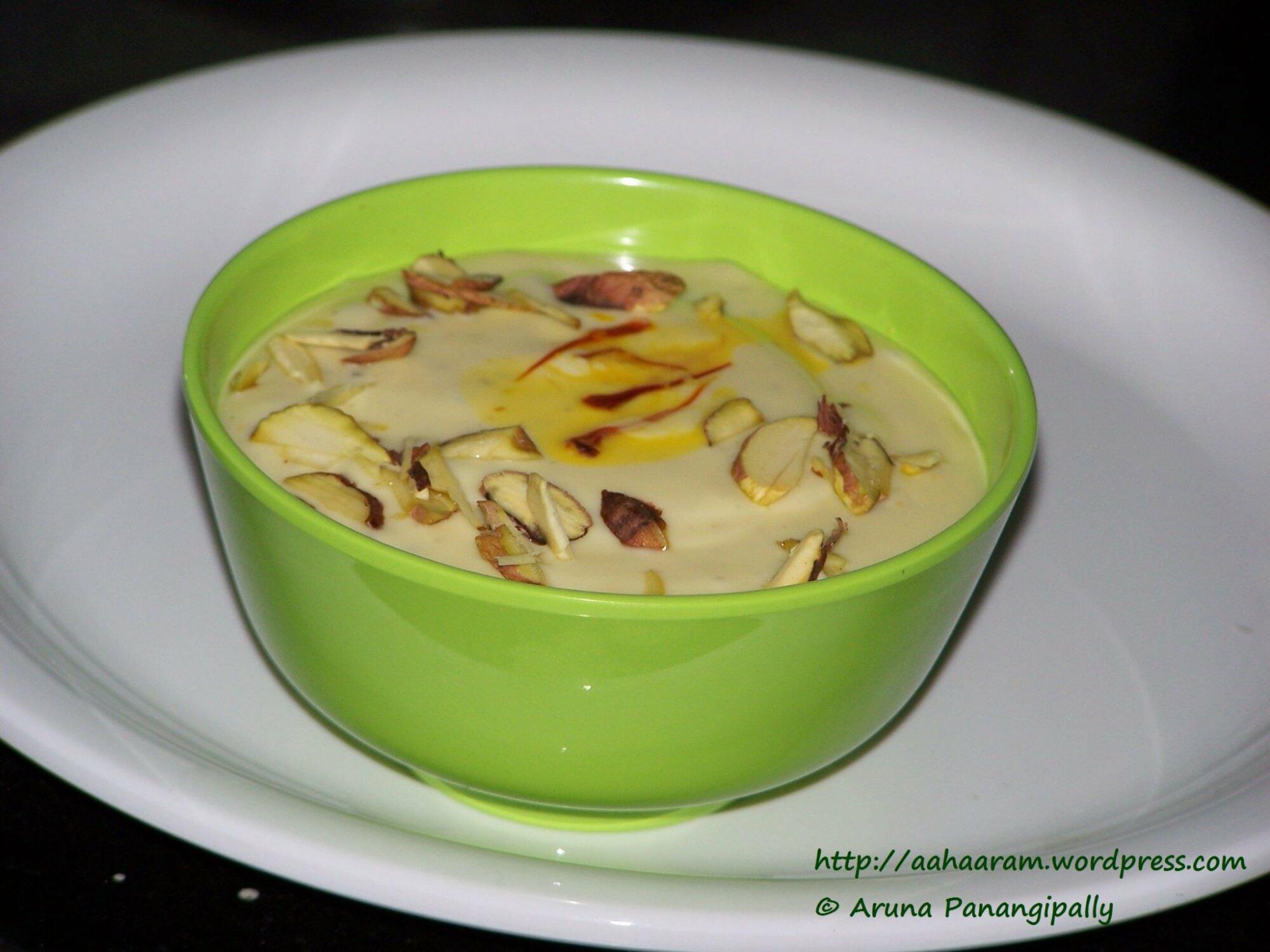 Shrikhand with Kesar and Pista Shrikhand with Kesar and Pista