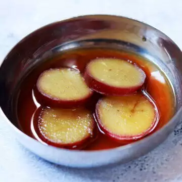 Sweet Potato in Jaggery Syrup is an easy to make, delectable dessert that is also Upvas ka Khana