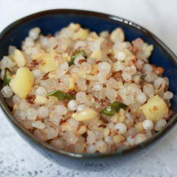 Sabudana Khichdi, Maharashtra's favourite fasting dish, made with Sago Pearls and roasted Peanuts.