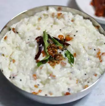 Daddojanam is tempered curd rice made in Andhra Pradesh and Telangana. Called Thayir Sadam in Tamil Nadu.