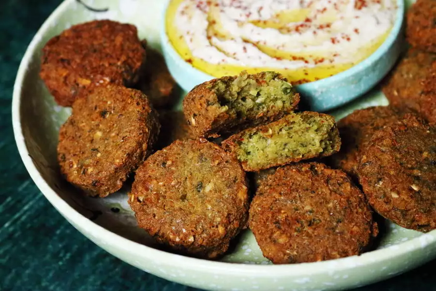 The Perfect Falafel: Crispy Chickpea Fritters from the Middle-East