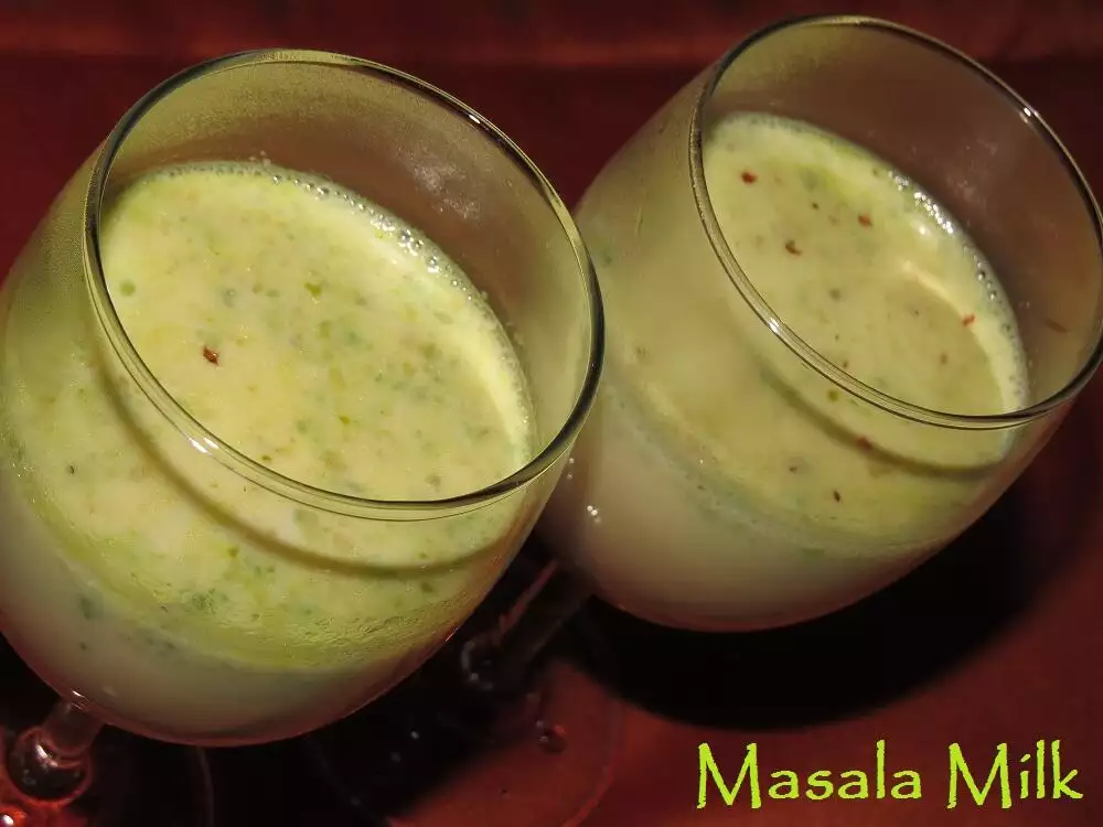 Masala Milk or Masala Doodh