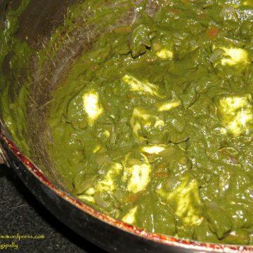 Palak Paneer or Cottage Cheese in Spinach Gravy