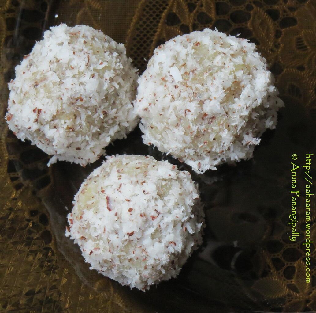 Quick and Easy Coconut Laddoo | Nariyal Laddu made with Grated Coconut and Condensed Milk