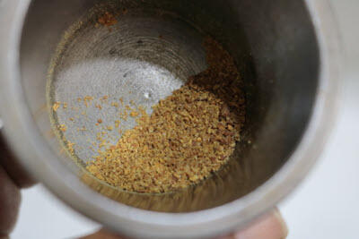 Roasted and powdered fenugreek seeds