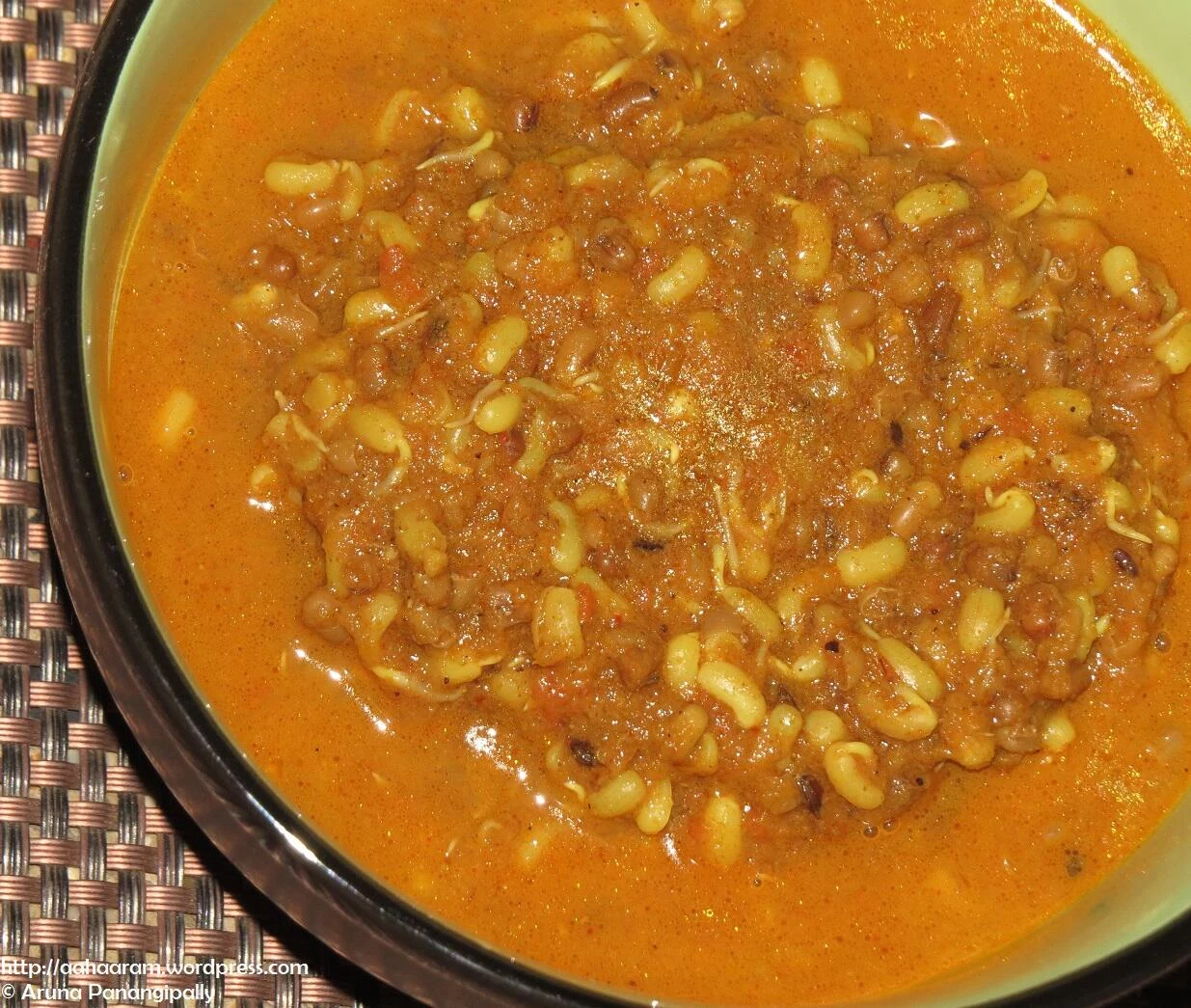 Matki Chi Usal - A protein-Rich Maharashtrian Curry, Mumbai Street Food