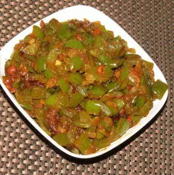 Capsicum Tomato Curry