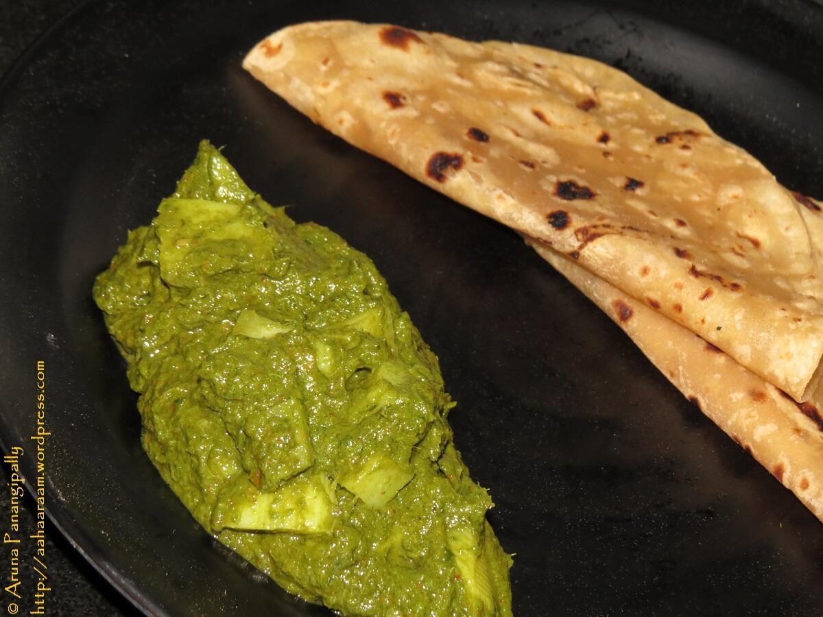 Alu Palak - Potato and Spinach Curry with Roti