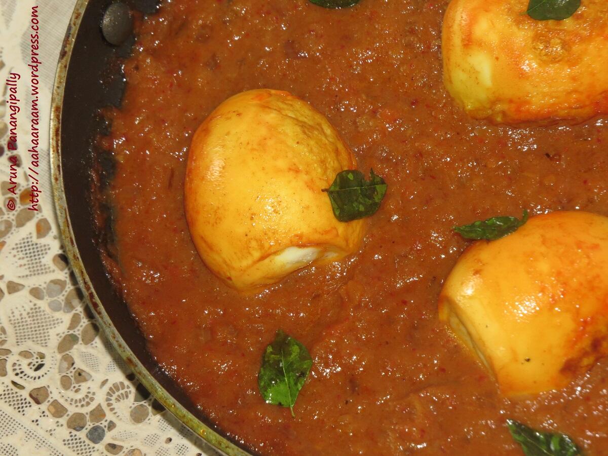 Kodi Guddu Pulusu - Andhra Style Egg Curry with Tamarind