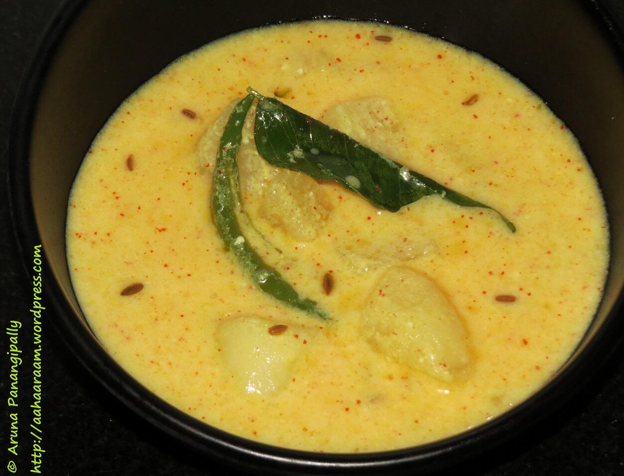 Dahi Alu or Potatoes in Yoggurt Gravy - Kiran Jalan