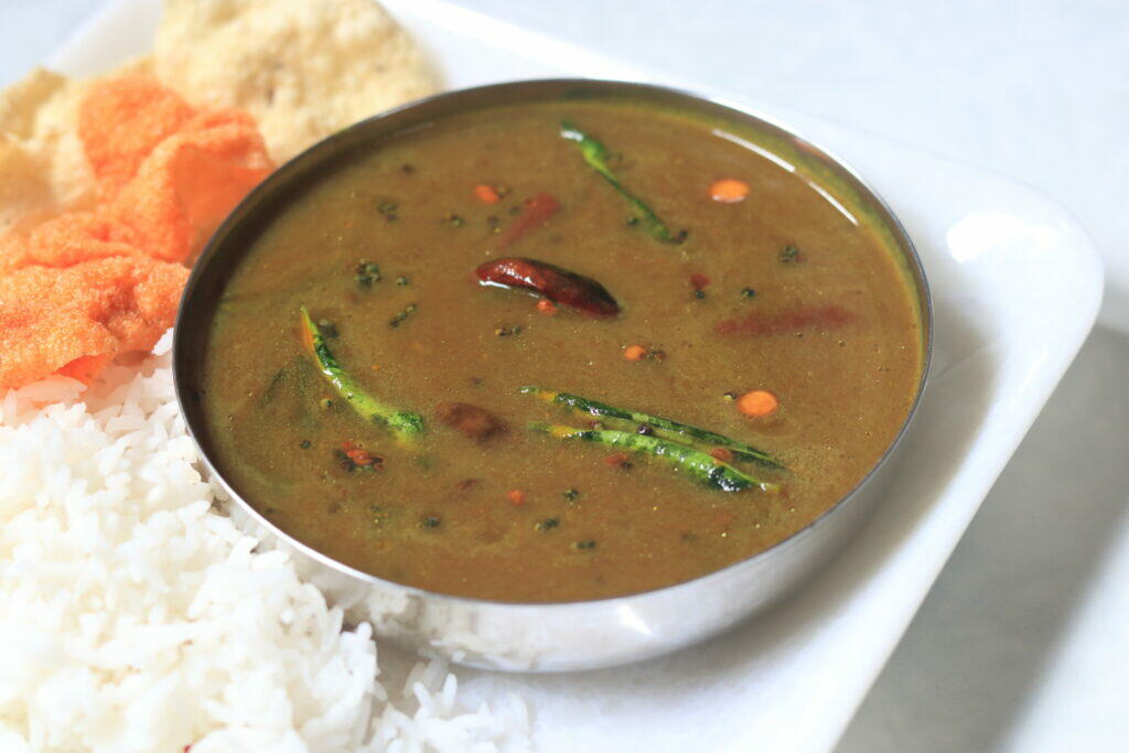 Puli Venda Saar or Pulihora Pulusu is a tangy, spicy tamarind gravy eaten with rice, and a dish that can be made in under 20 minutes.