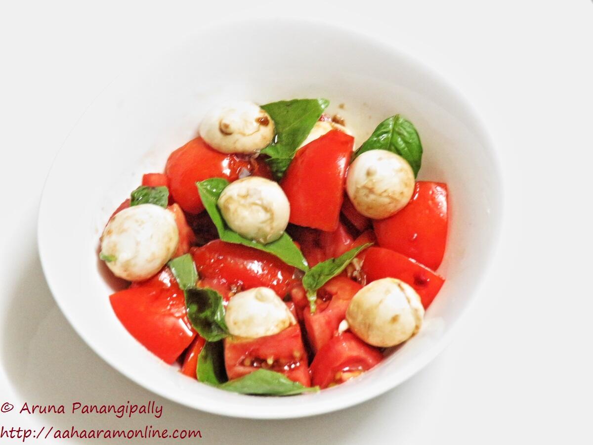 Bocconcini Salad with Tomato and Basil