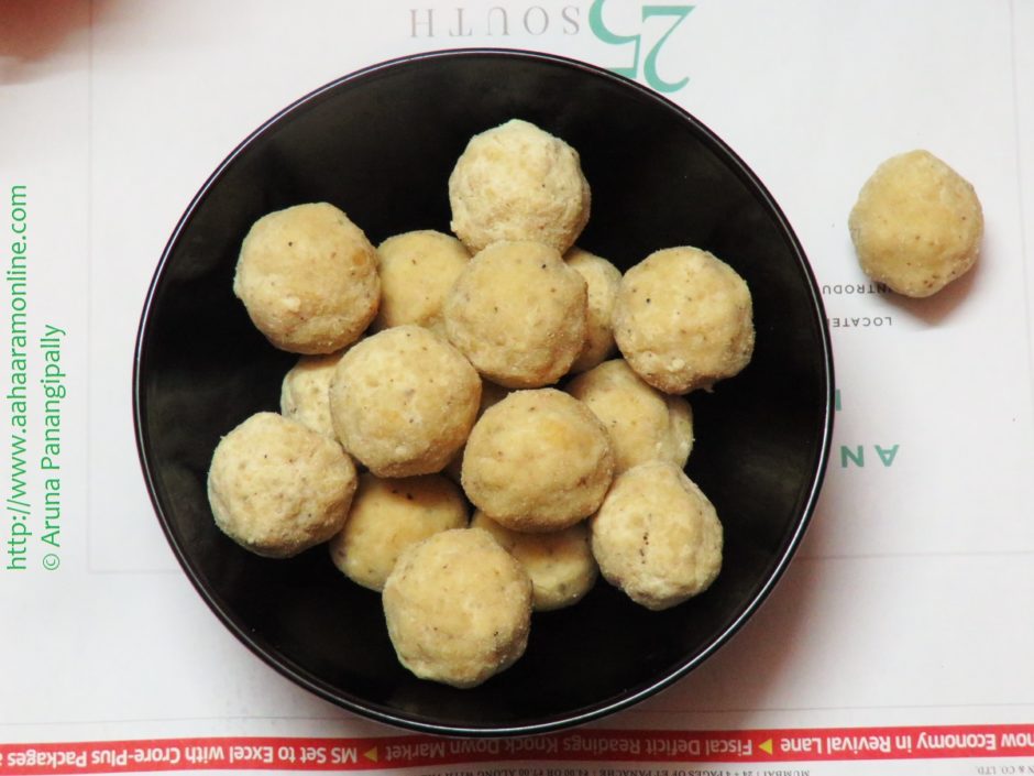 Kesa Mithoi Rice Flour Laddu Chawal ke Laddu from Assam ãhãram