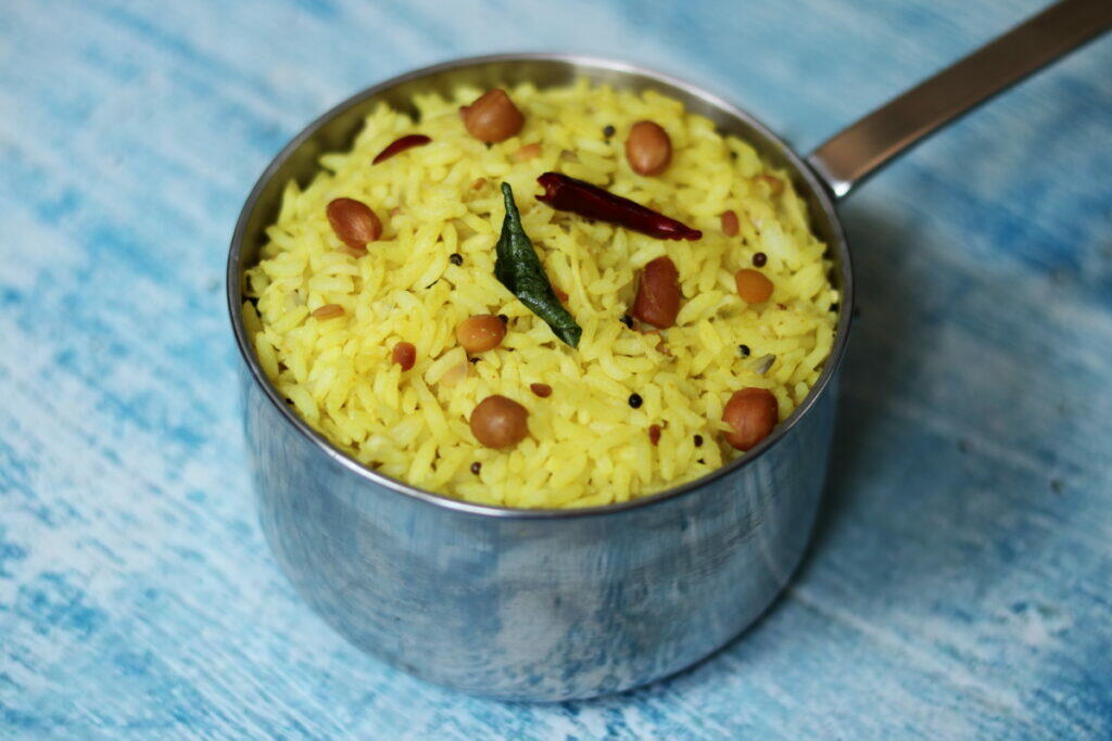 Mangai Sadam, Mavinakai Chitranna, or Mango Rice: Tangy, delicious, veg, gluten-free one-dish rice meal