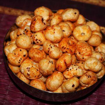 Roasted Phool Makhana | Roasted Foxnuts | Roasted Lotus Seeds spiced with chilli powder