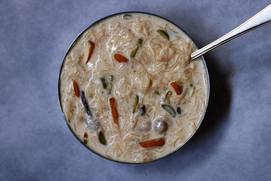 Sheer_Khurma | Milk Pudding with Dates and Vermicelli for Eid