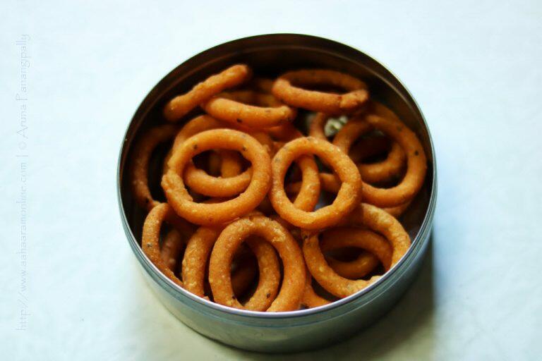 Chegodi: Crispy Rice Flour Rings
