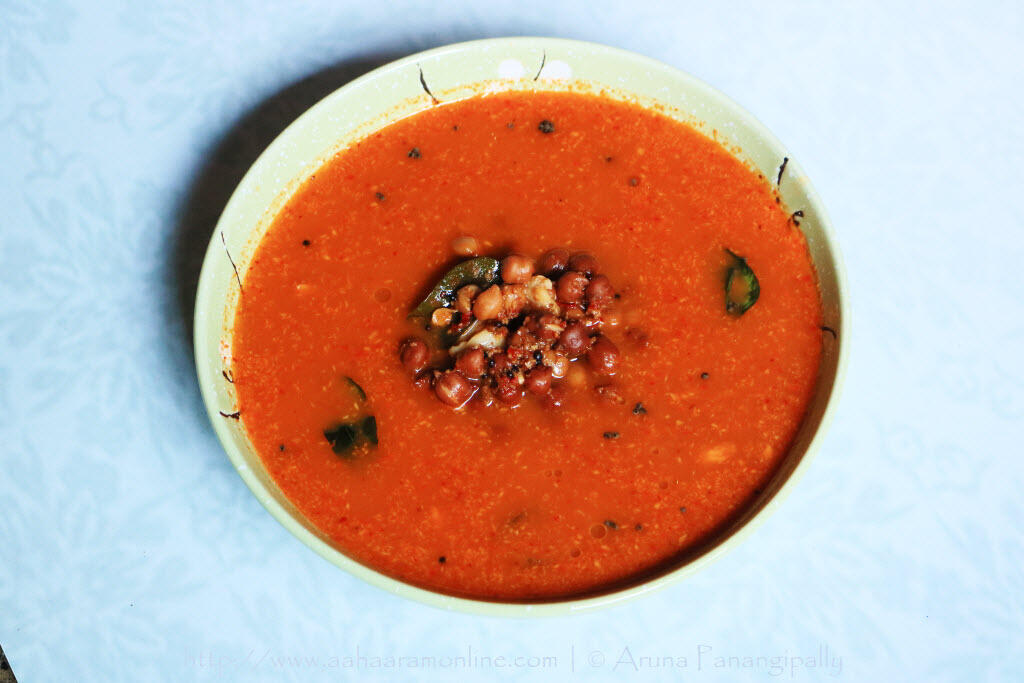Konkani Kadale Kalu Saaru or Chane Saaru: A thin stew made with black chickpeas