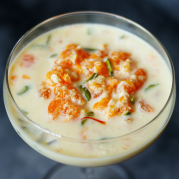 Kheer Komola or the delectable Bengali Orange Kheer is an unusual payesh or payasam made in winters. Also called Santre ki Kheer.