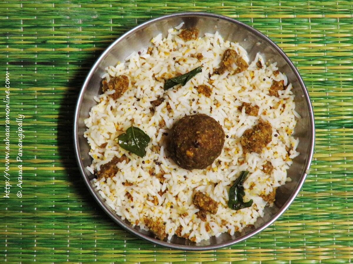 Marathwadi Khamang Dhokle with Rice and Ghee