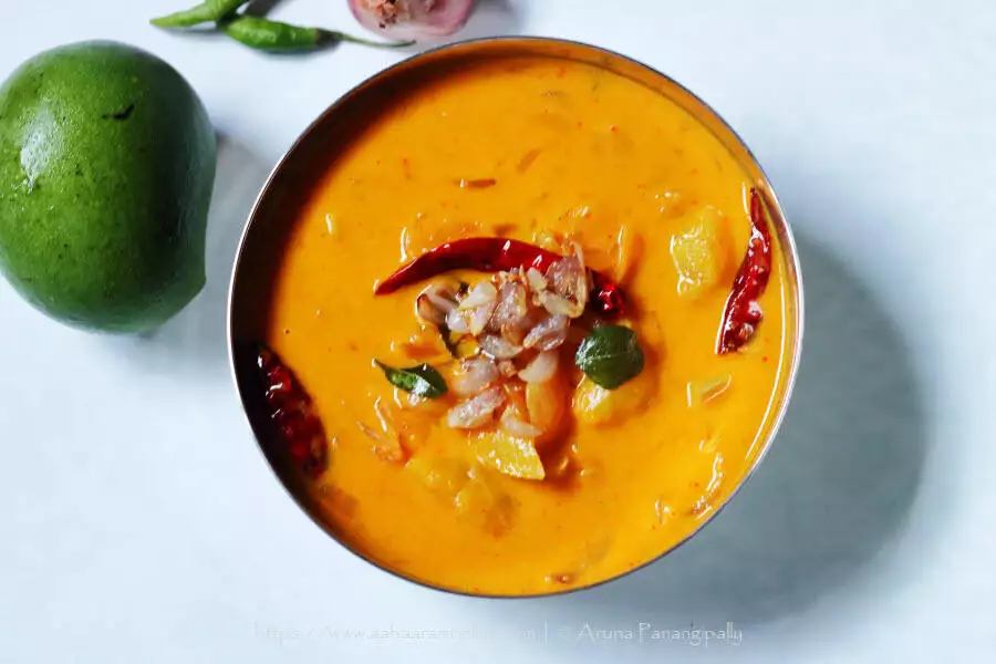 Angamaly Manga Curry | Raw Mango and Coconut Milk Curry from Kerala
