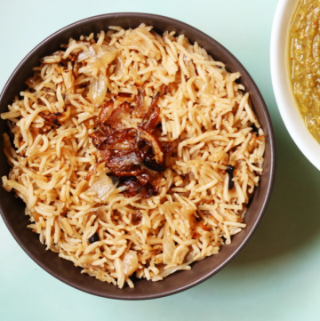 Parsi Brown Rice | Rice with Caramelized Onions