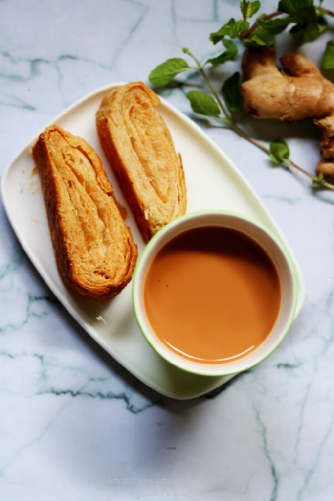 Indian Ginger Mint Tea (With Milk) | Pudina Adrak Chai - ãhãram
