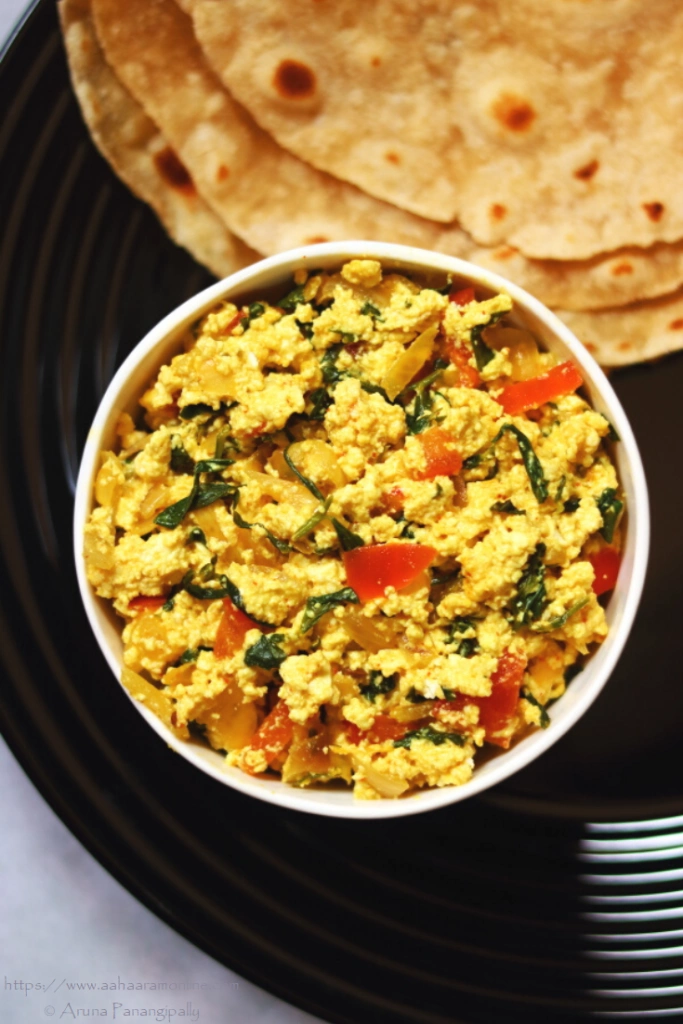 Methi Paneer Bhurji is Scrambled Cottage Cheese with Fresh Fenugreek Leaves. This is also a low potassium recipe.
