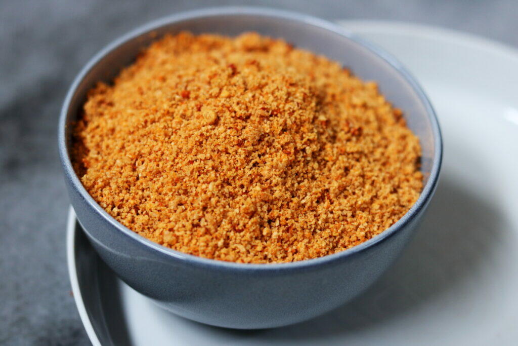 Nuvvula Podi: Coarsely ground, spicy roasted sesame seeds powder used to flavour stir-fries and rice dishes