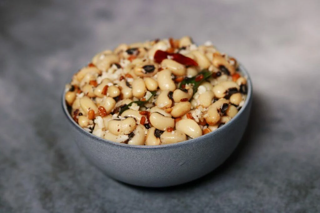 A Bowl of Karamani Sundal: Boiled and tempered black-eyed peas with grated coconut