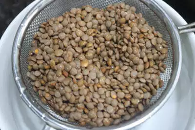 Rinsed and drained masoor or brown lentils